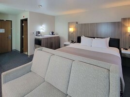 Ropa de cama de alta calidad y escritorio