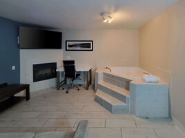 Ropa de cama de alta calidad y escritorio