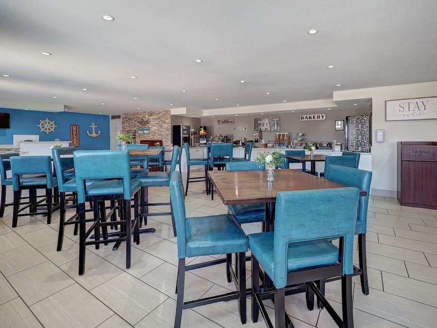 Free daily full breakfast