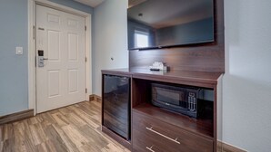 Television - Ocean's Edge Hotel, Port Aransas,TX (Port Aransas)