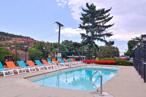 Seasonal outdoor pool, sun loungers