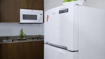 Fridge, microwave, stovetop