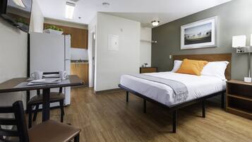 Desk, laptop workspace, blackout drapes, free WiFi