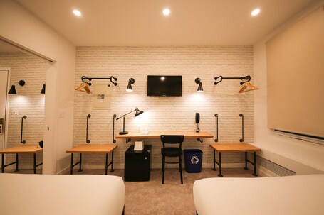 Doxie Hotel - Image 16