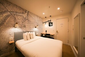 In-room safe, desk, iron/ironing board, free WiFi