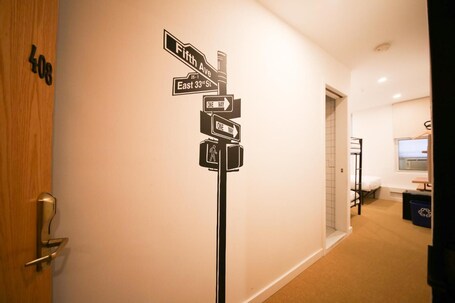 Doxie Hotel - Image 13
