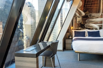 Superior Room, 1 Double Bed | Premium bedding, down comforters, in-room safe, desk at Carnegie Hotel