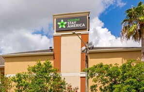 Exterior - Extended Stay America Suites Ft Lauderdale Cyp Crk Andrews A (Oakland Park)
