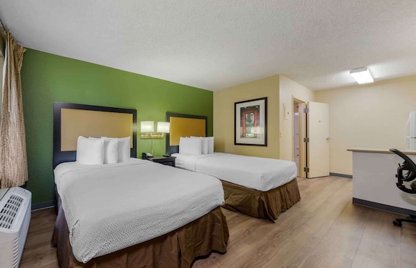 Studio, 2 Double Beds, Non Smoking | Desk, iron/ironing board, free WiFi, bed sheets - Extended Stay America Suites Ft Lauderdale Cyp Crk Andrews A (Oakland Park)