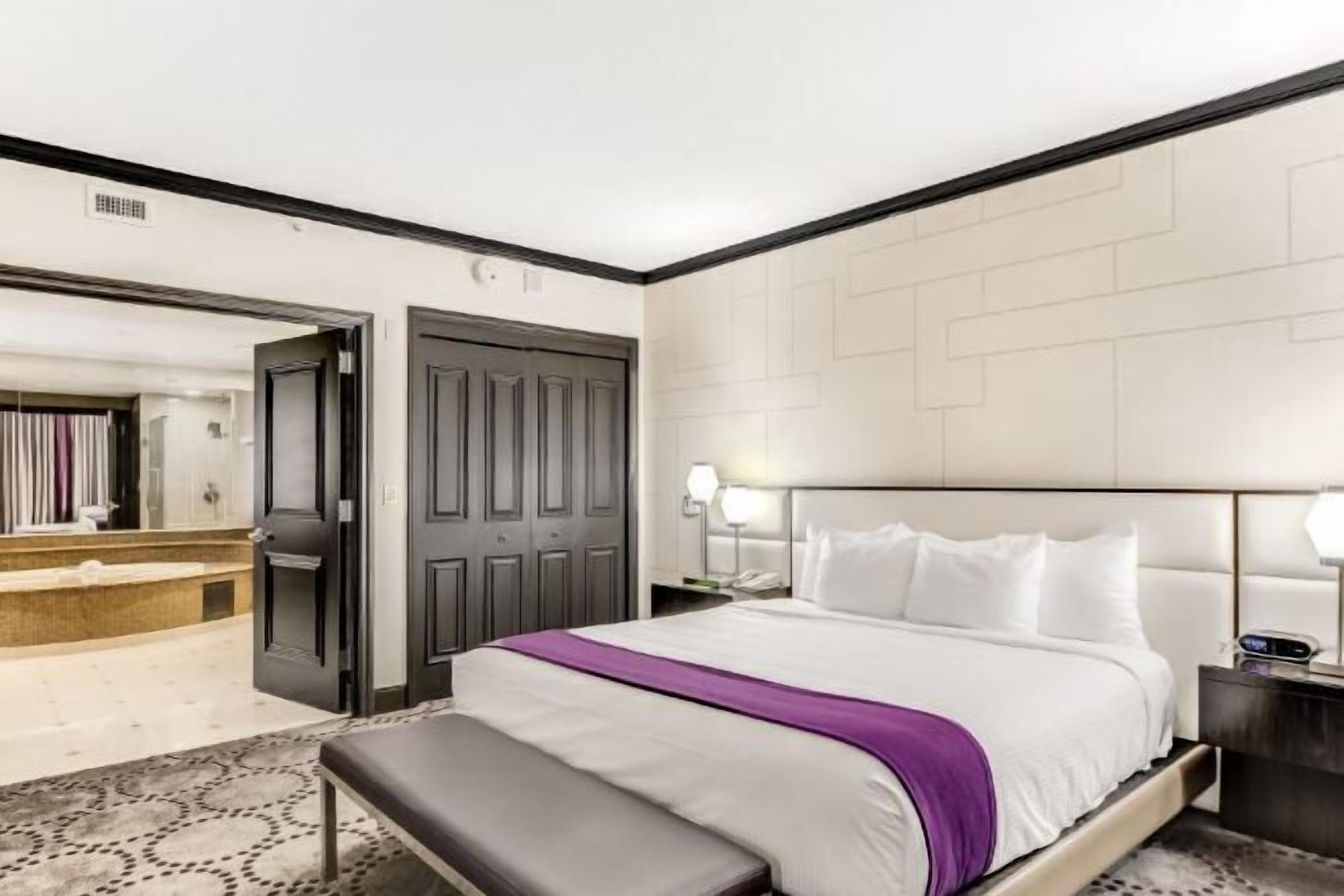 In-room safe, laptop workspace, blackout curtains, iron/ironing board