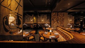 Unclassified image, 5 of 41, button - The Mercer (New York)