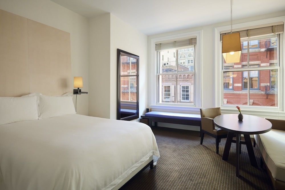 Hotel (The Mercer) by null