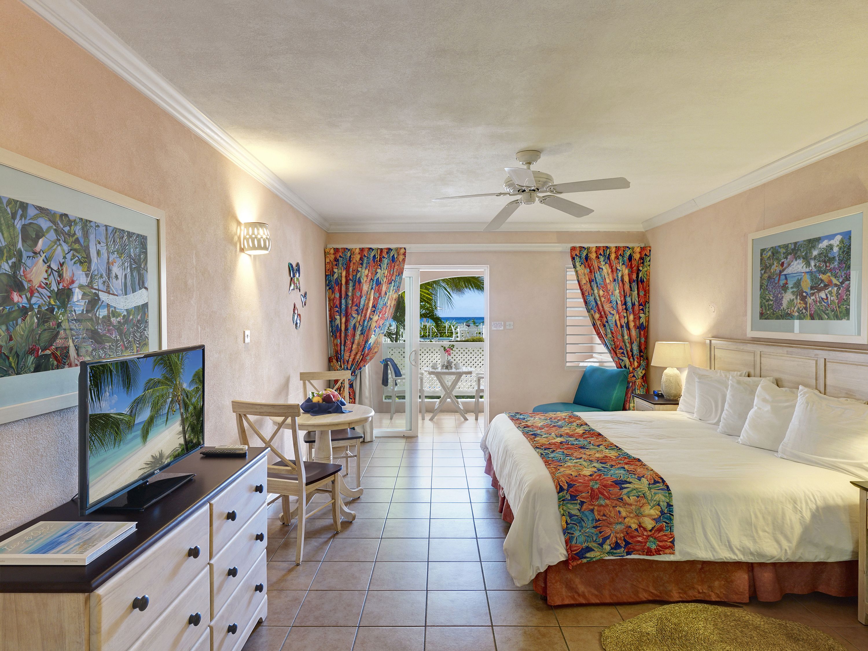 1 bedroom, in-room safe, individually decorated, individually furnished