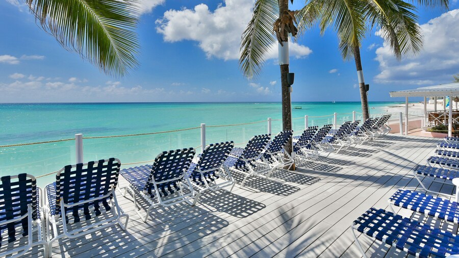 Butterfly Beach Hotel