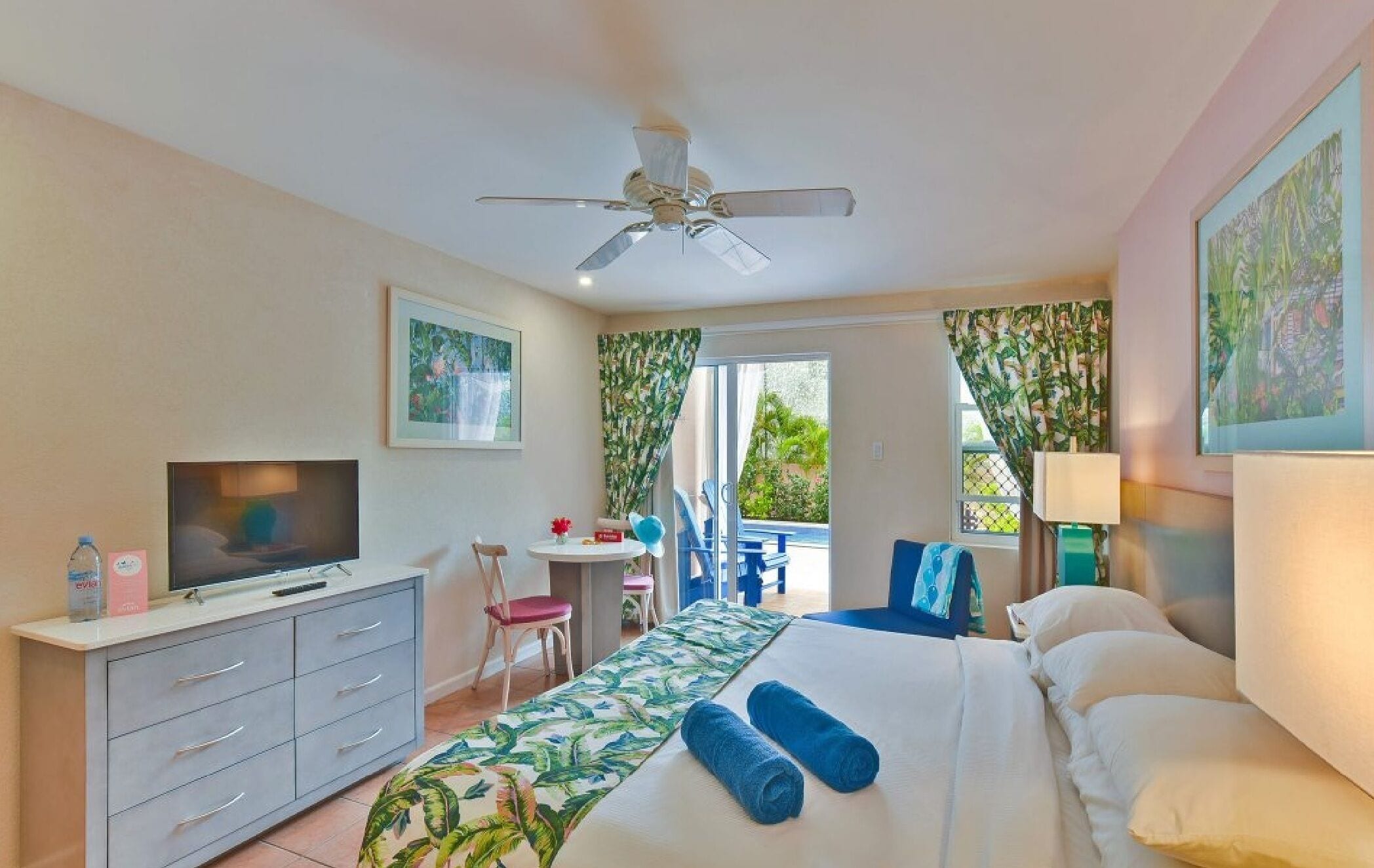In-room safe, desk, laptop workspace, blackout drapes