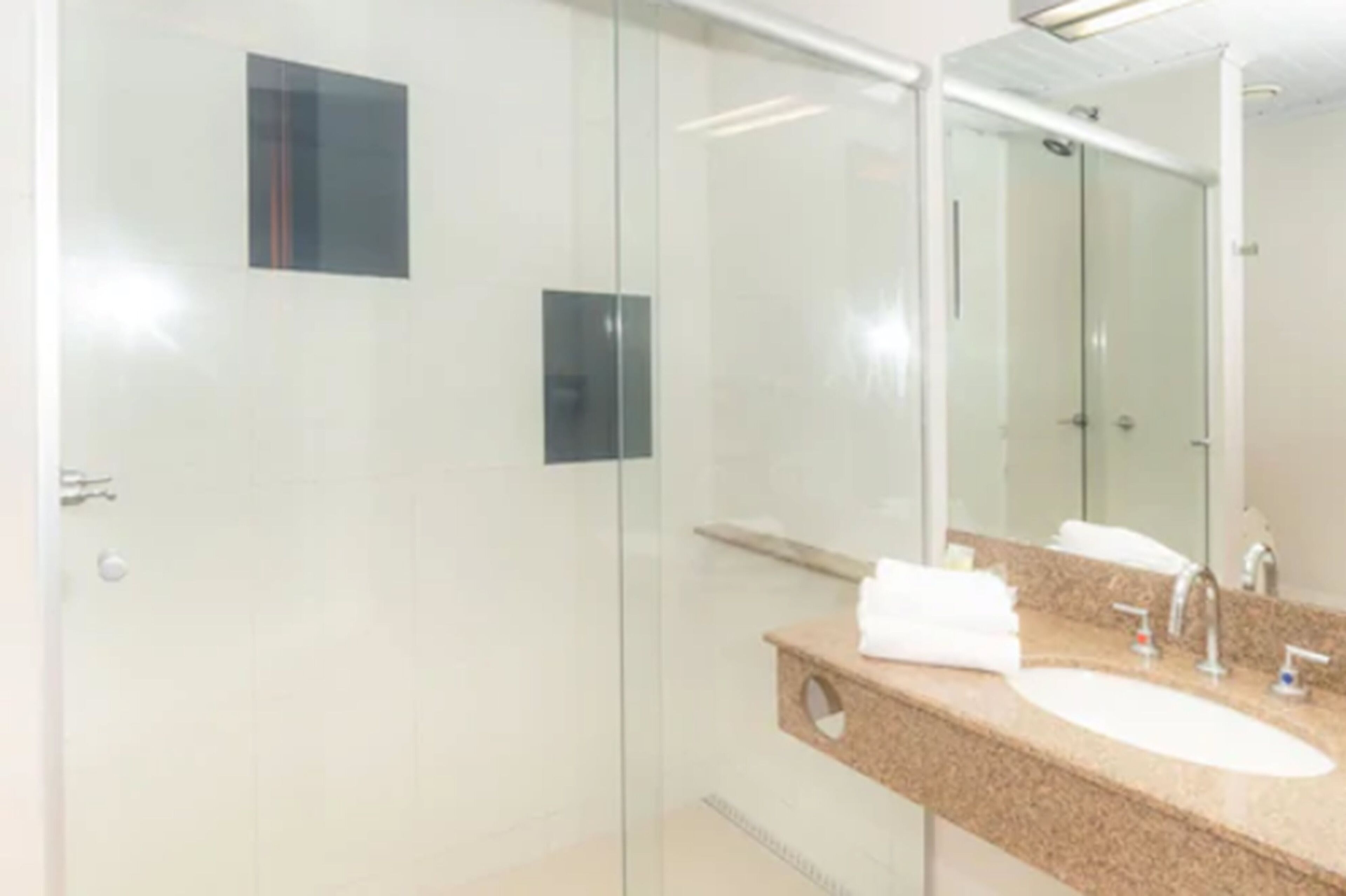 eco-friendly toiletries, hair dryer, towels