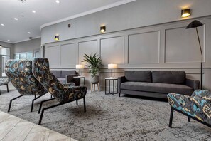 2 من البارات/الاستراحات