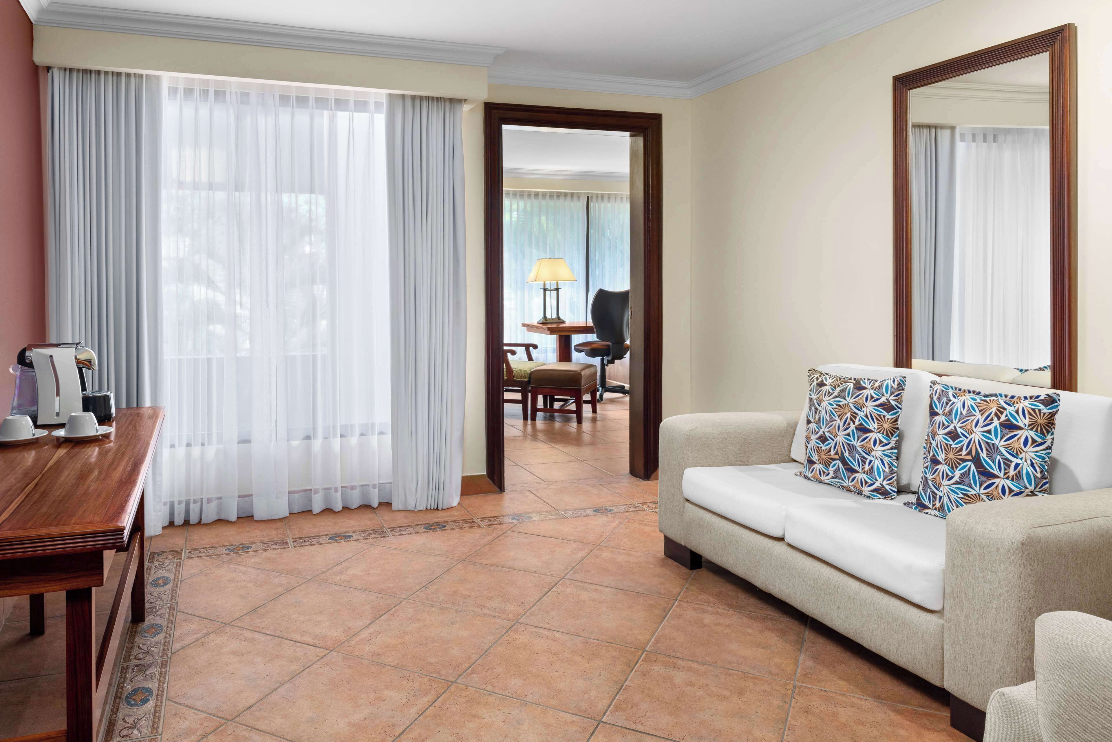 junior suite, business lounge access | living area | 37-inch lcd tv with cable channels, tv, dvd player