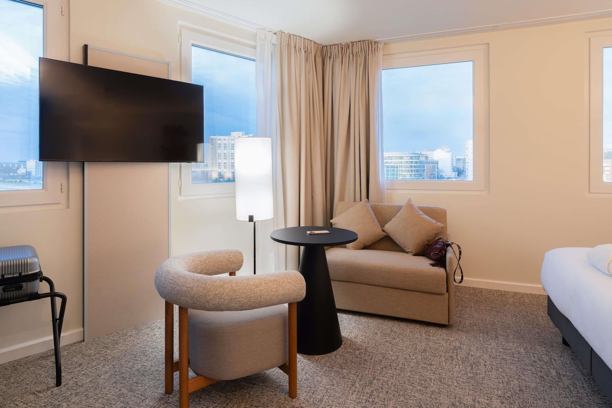 Sengetøy av topp kvalitet, memory foam-senger og safe på rommet