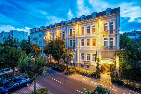 Exterior - Comfort Hotel Am Kurpark (Bad Homburg v.d. Hoehe)
