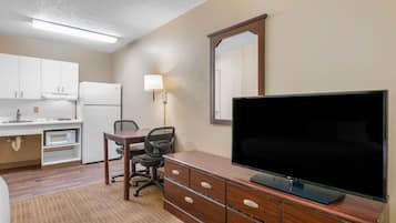 Desk, free WiFi, bed sheets