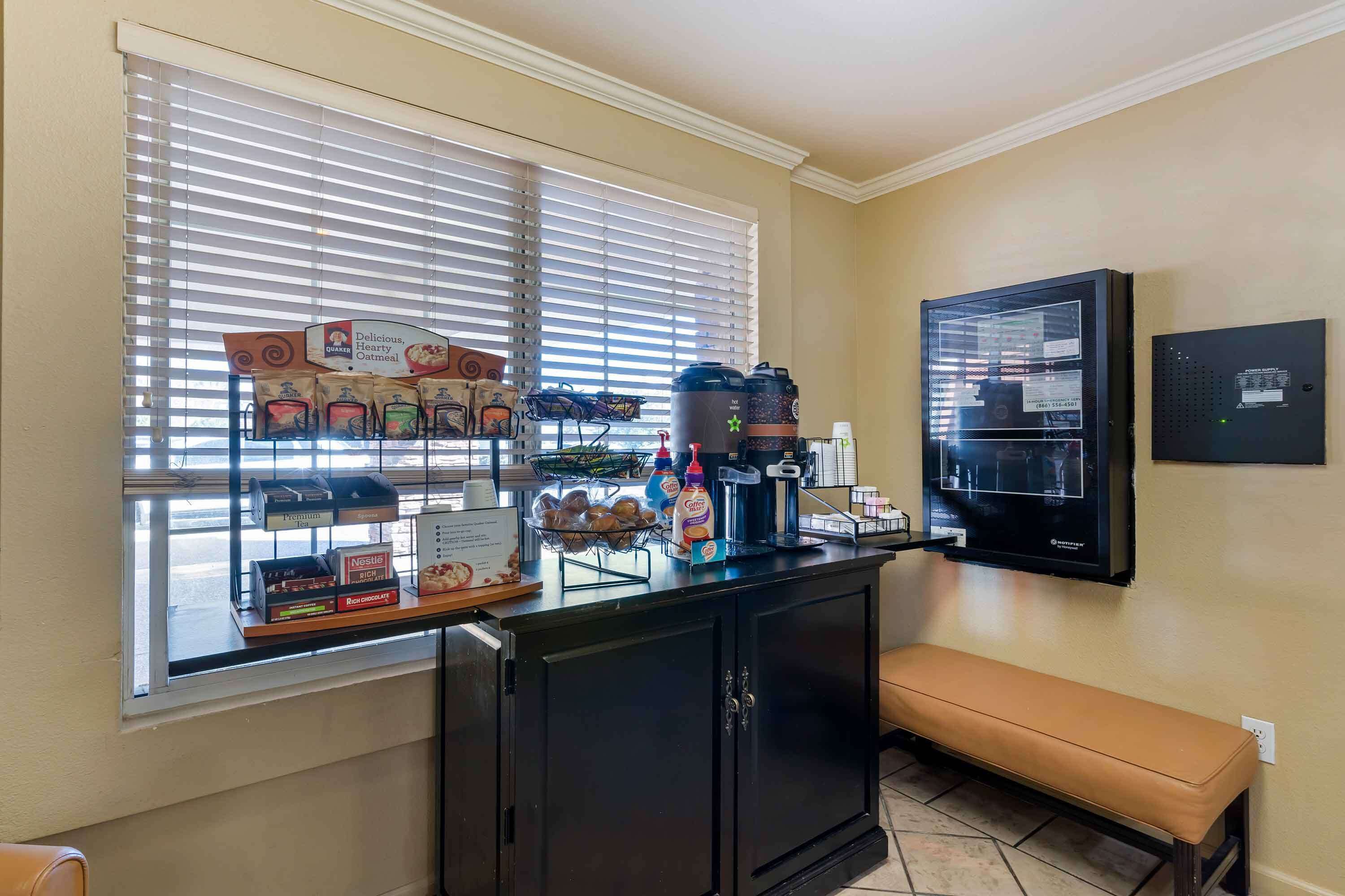 free daily on-the-go breakfast