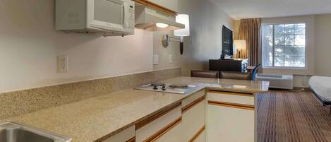 Desk, iron/ironing board, free WiFi, bed sheets