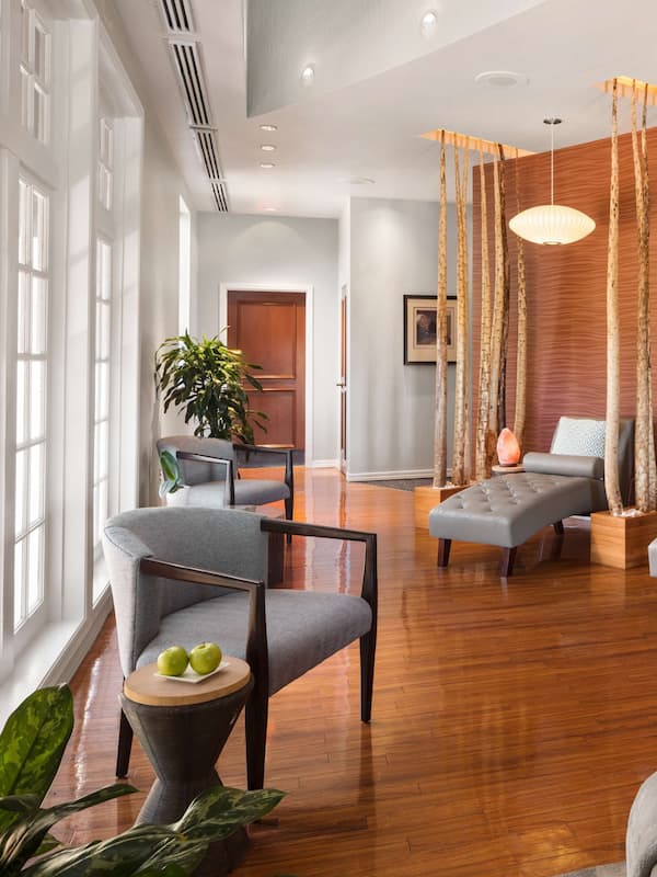 Couples treatment rooms, sauna, hot tub, steam room, body treatments