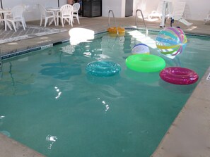Indoor pool - Country Inn & Suites by Radisson, Cedar Rapids Airport, IA (Cedar Rapids)