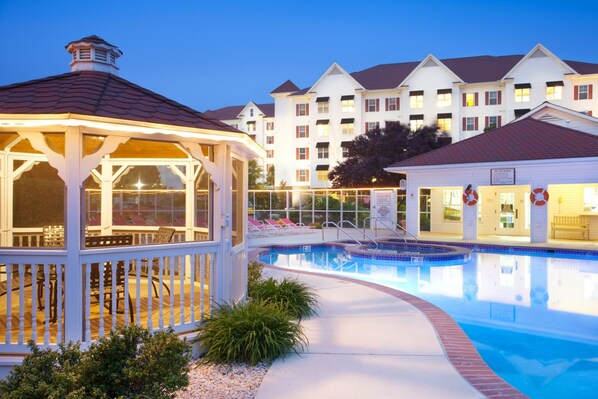 Indoor pool, seasonal outdoor pool