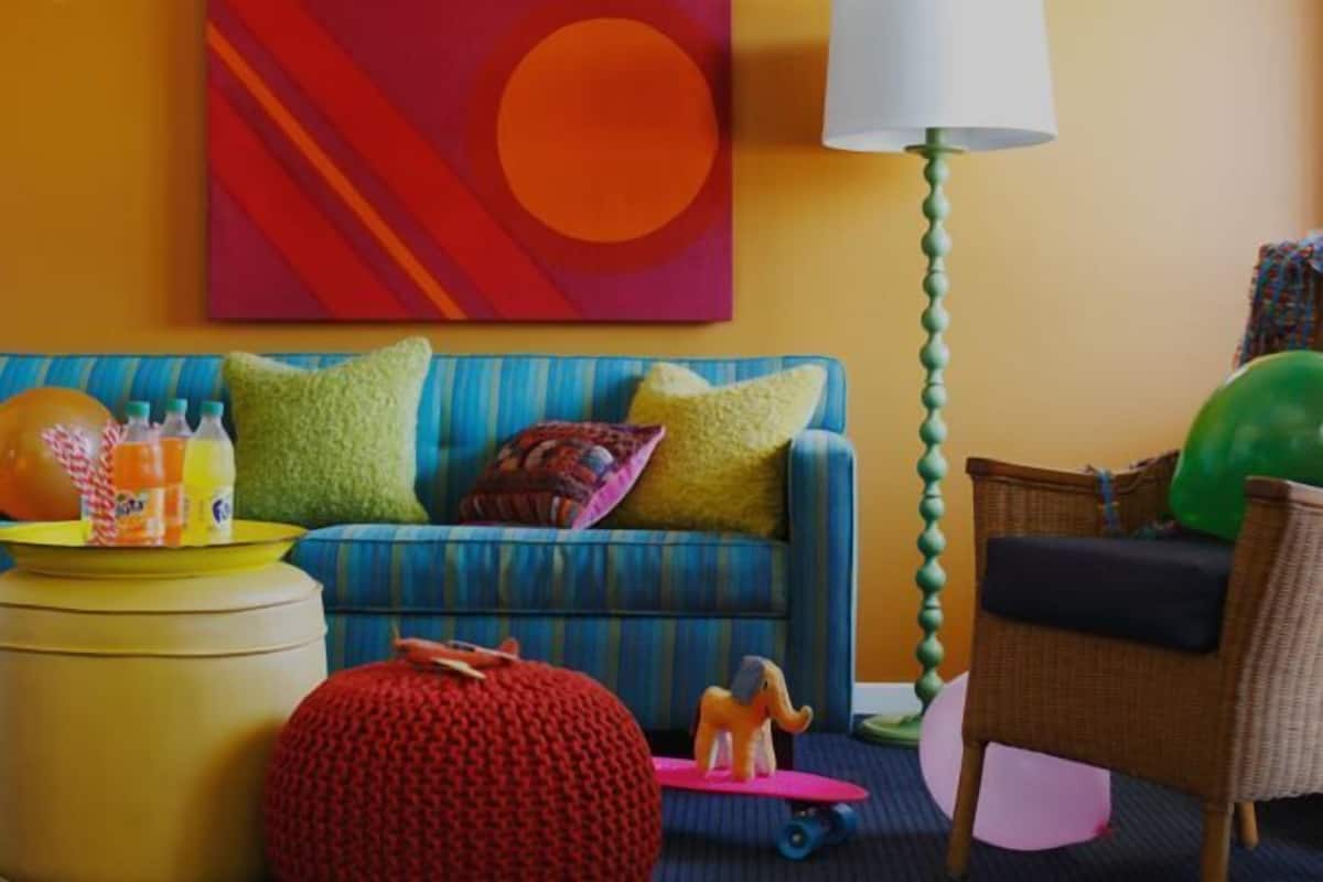 Area keluarga | Televisi layar datar 50-inci dengan saluran TV kabel dan TV