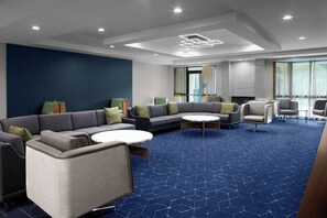 Lobby - Courtyard by Marriott Richmond Northwest (Richmond)