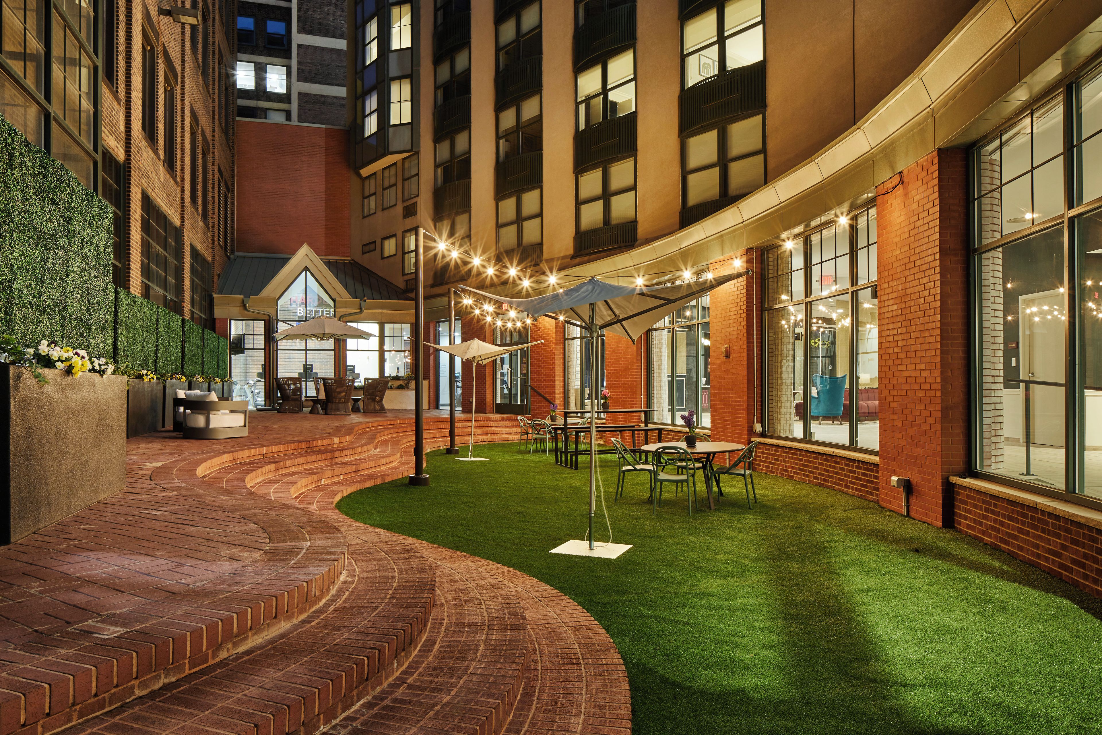 Photo - Hotel Indigo Cleveland Downtown by IHG