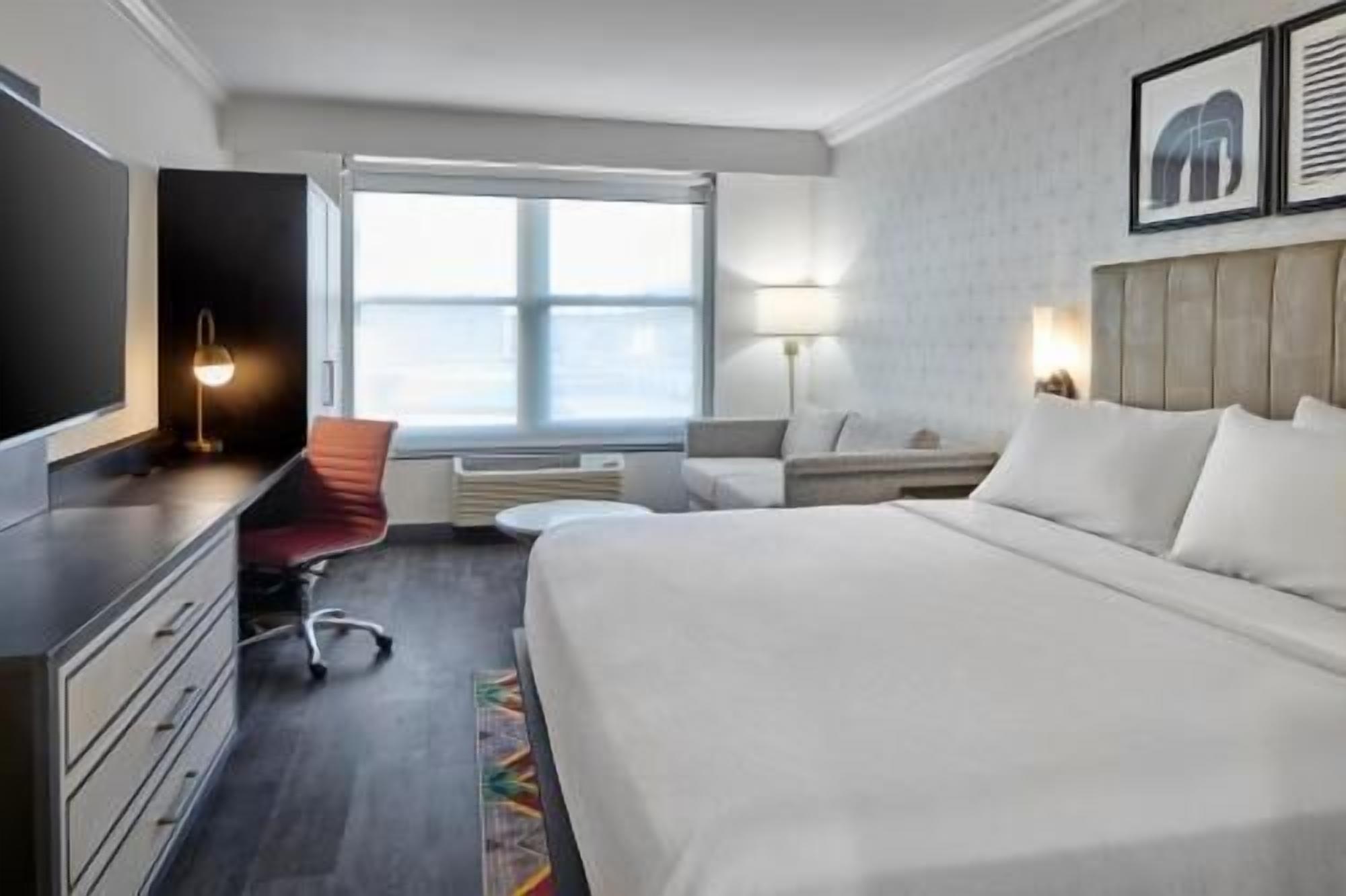 In-room safe, desk, laptop workspace, blackout drapes