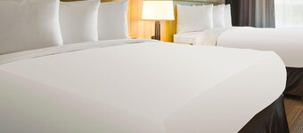 Country Inn & Suites by Radisson, Mishawaka - South Bend