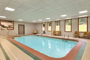 Indendørs pool