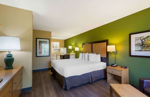 Extended Stay America Suites Clearwater Carillon Park