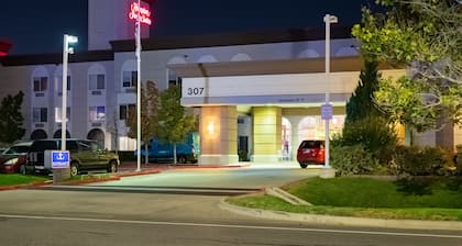 Hampton Inn & Suites Salt Lake City Airport