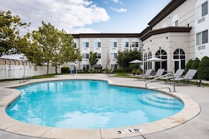 Seasonal outdoor pool
