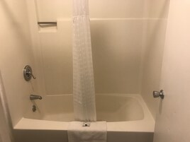 Ropa de cama de alta calidad y escritorio 