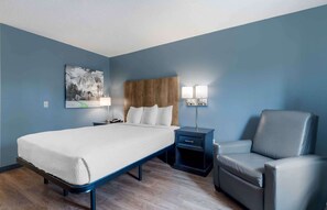 Desk, free WiFi - Extended Stay America Select Suites - Charlotte - Tyvola Rd. (Charlotte)