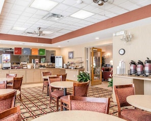 Desayuno continental incluido todos los días