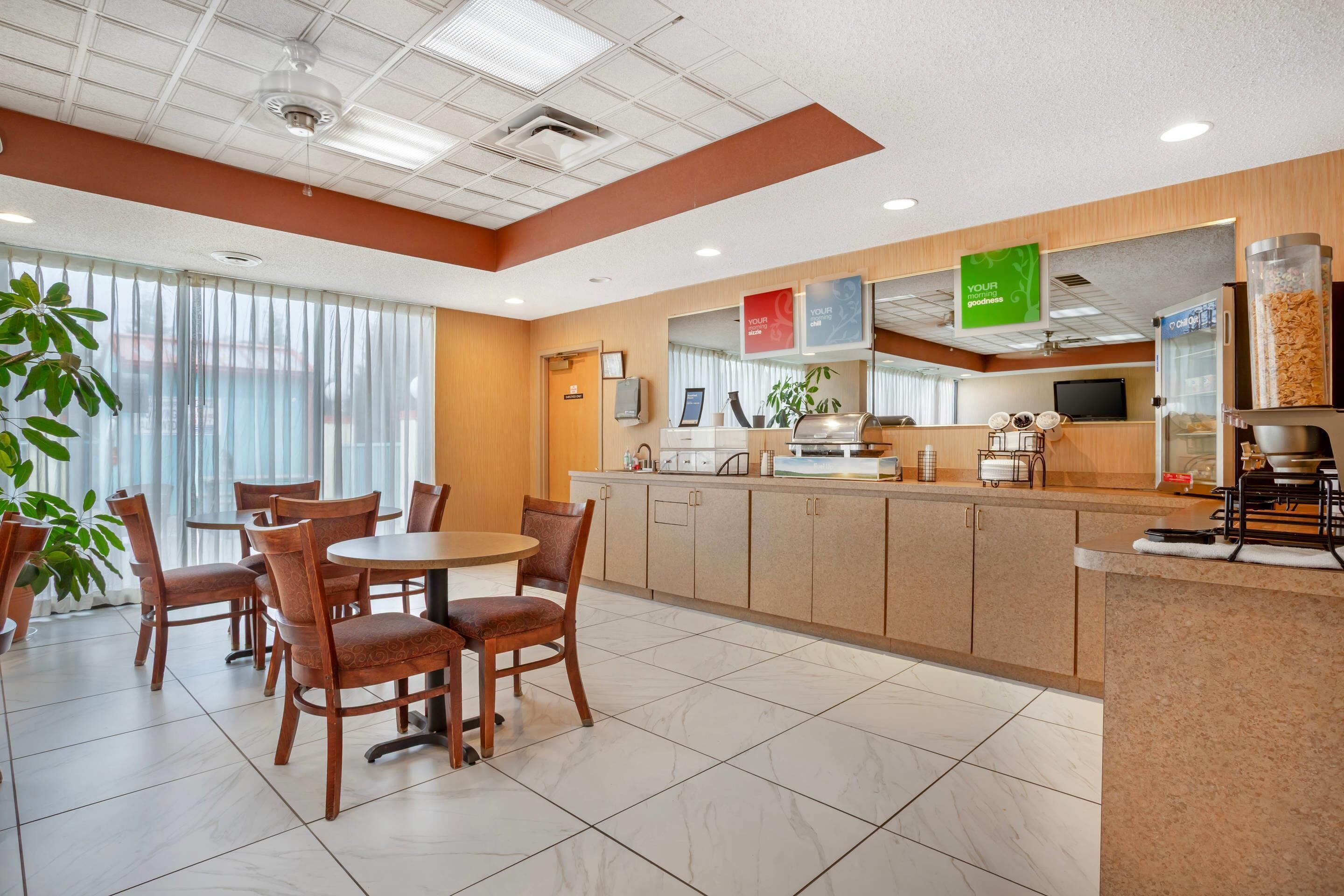 Breakfast area