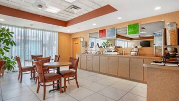 Breakfast area