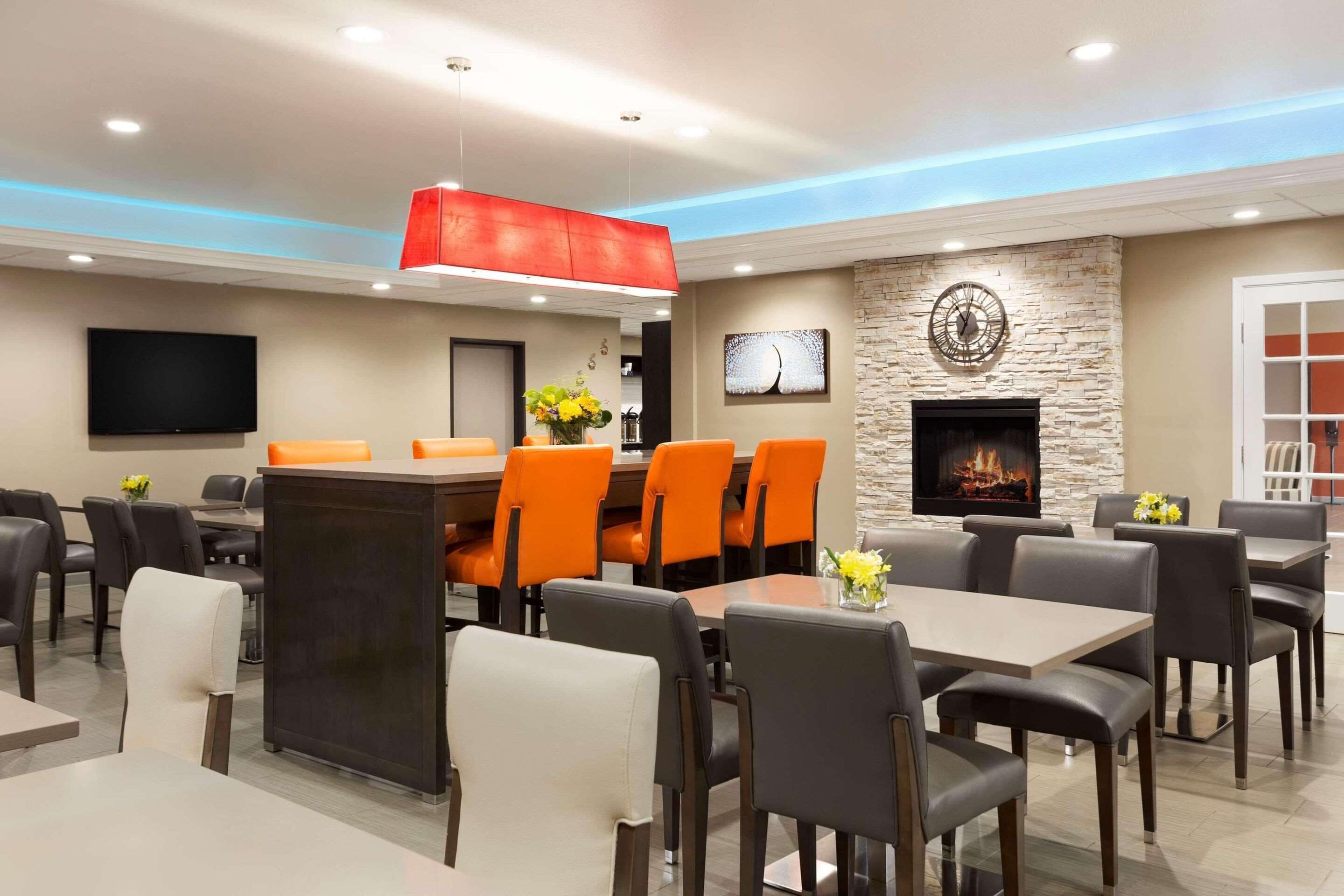 包每日自助早餐