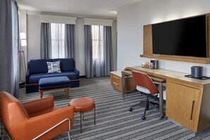 Suite, 1 King Bed with Sofa bed, Non Smoking | Living area