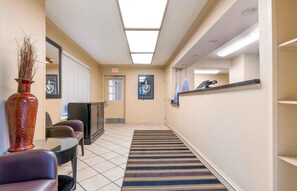 Lobby - Extended Stay America Suites Portland Tigard (Tigard)