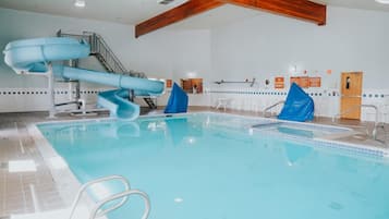 Una piscina techada