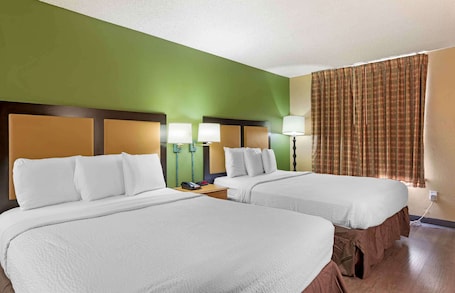 Studio, 2 Queen Beds, Non Smoking | Desk, iron/ironing board, free WiFi, bed sheets