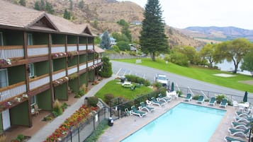 Indoor pool, seasonal outdoor pool